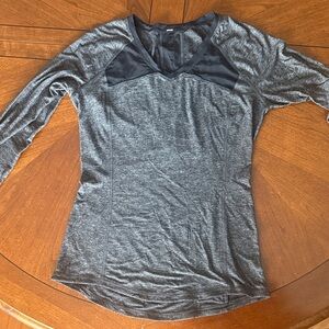 Lululemon Pace Pusher Long Sleeve Heathered Black / Black Size 8 Breathable